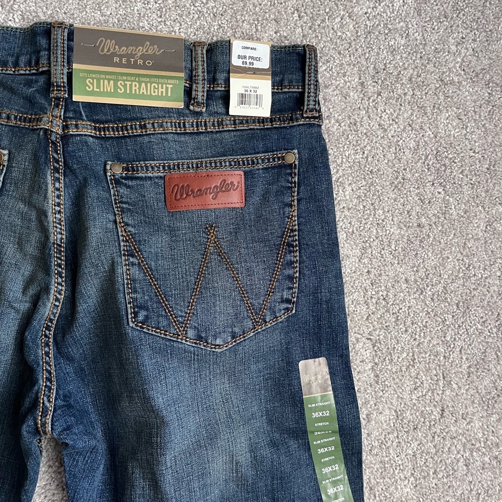 Wrangler Slim Straight Blue Jeans Timeless Fit